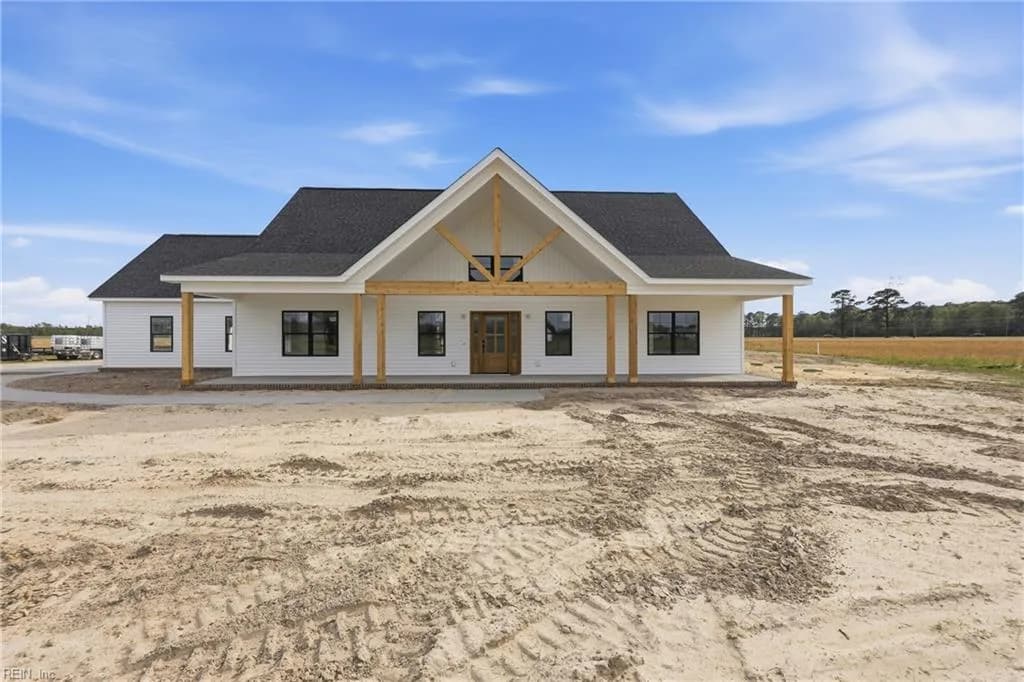 14002 Old Suffolk RD, WINDSOR VA 23487 - Photo 2
