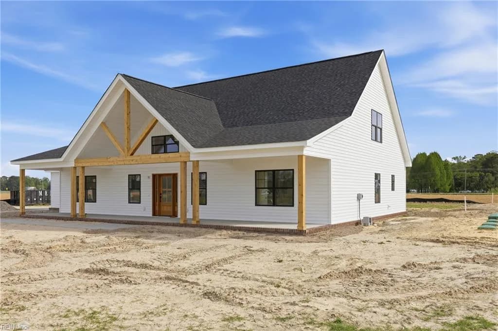 14002 Old Suffolk RD, WINDSOR VA 23487 - Photo 3