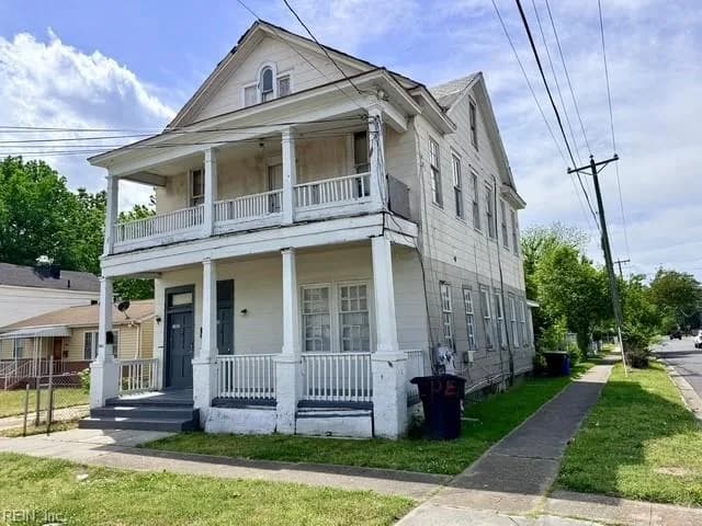 1900 Charleston AVE, PORTSMOUTH VA 23704 - Main photo
