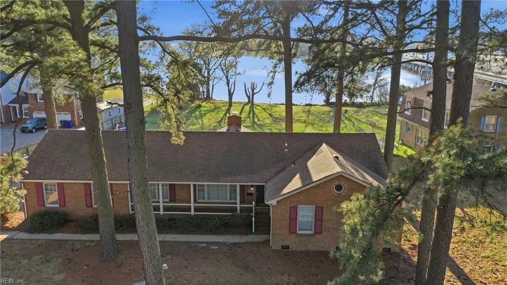 5207 Riverwood RD, NORFOLK VA 23502 - Photo 2
