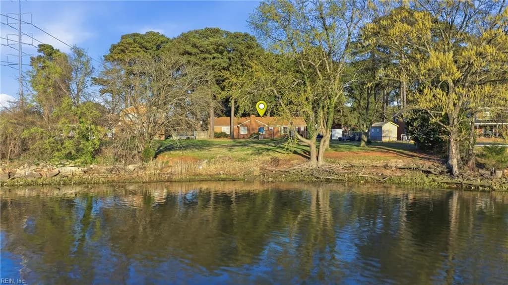 5207 Riverwood RD, NORFOLK VA 23502 - Photo 5