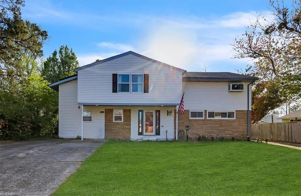 2237 Jeffrey DR, NORFOLK VA 23518 - Main photo