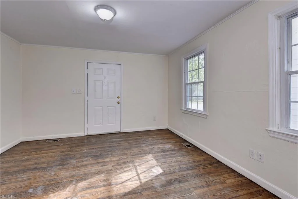 22 Morrison AVE, NEWPORTNEWS VA 23601 - Photo 5