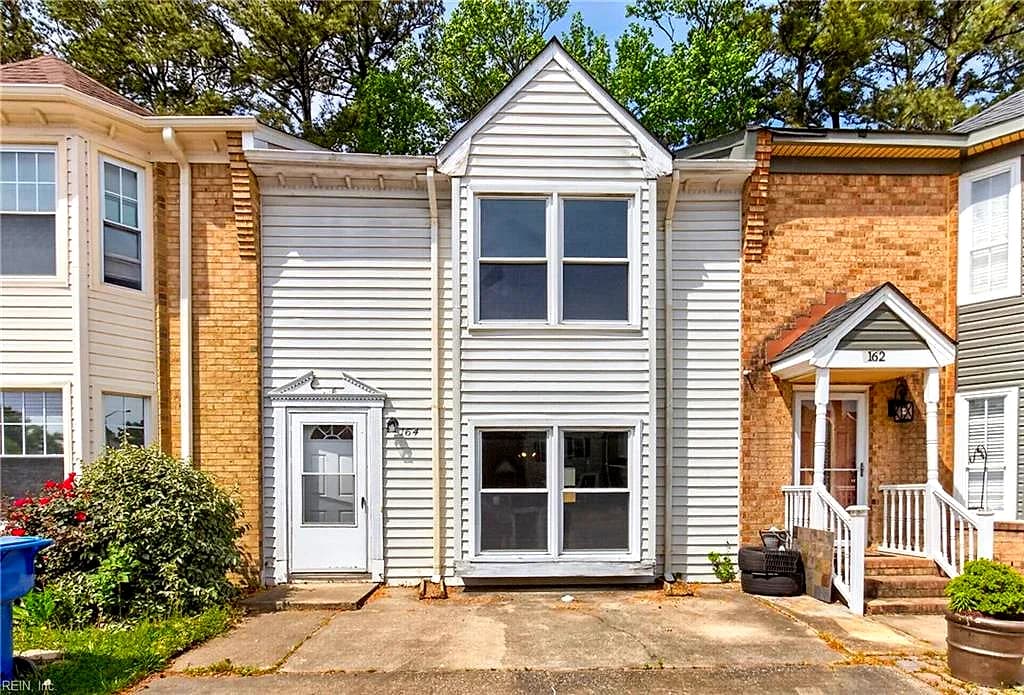 164 Majestic CIR, VIRGINIA BEACH VA 23452 - Main photo