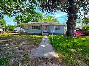 1329 Porter ST, Chesapeake — 2 bed Residential, 967 sqft