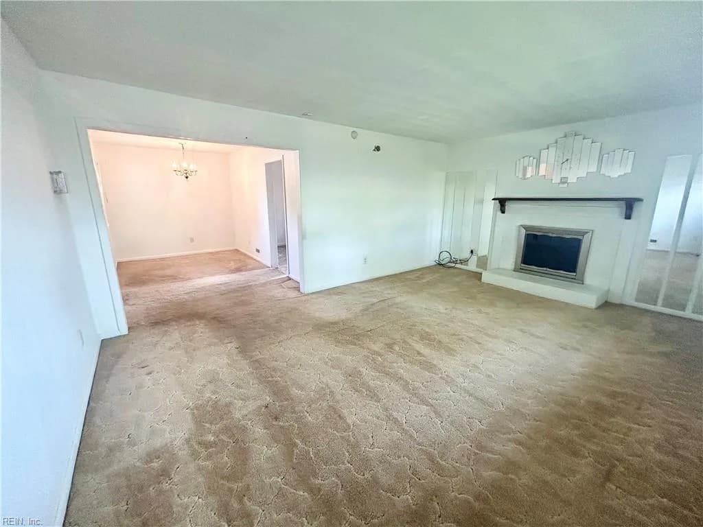 702 Dresden DR, NEWPORTNEWS VA 23601 - Photo 4