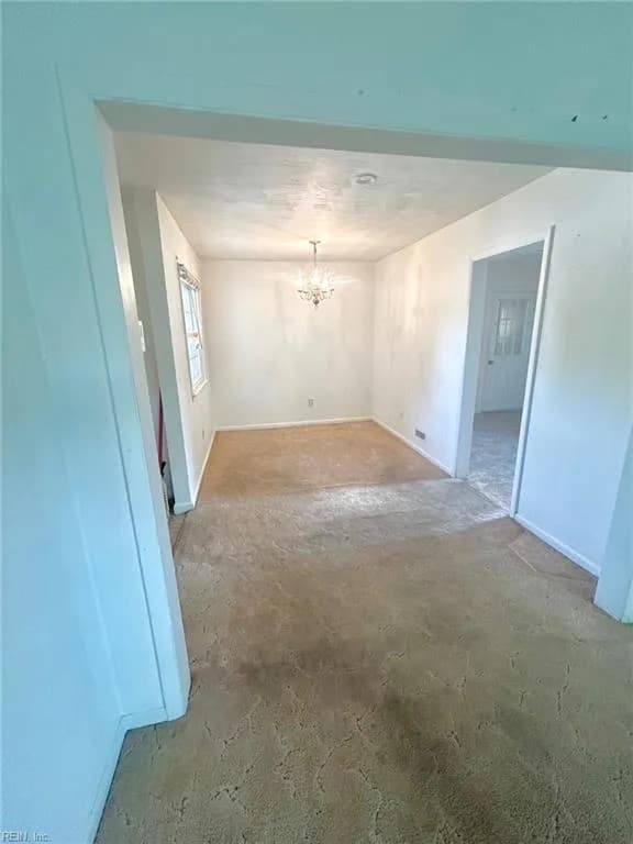 702 Dresden DR, NEWPORTNEWS VA 23601 - Photo 5
