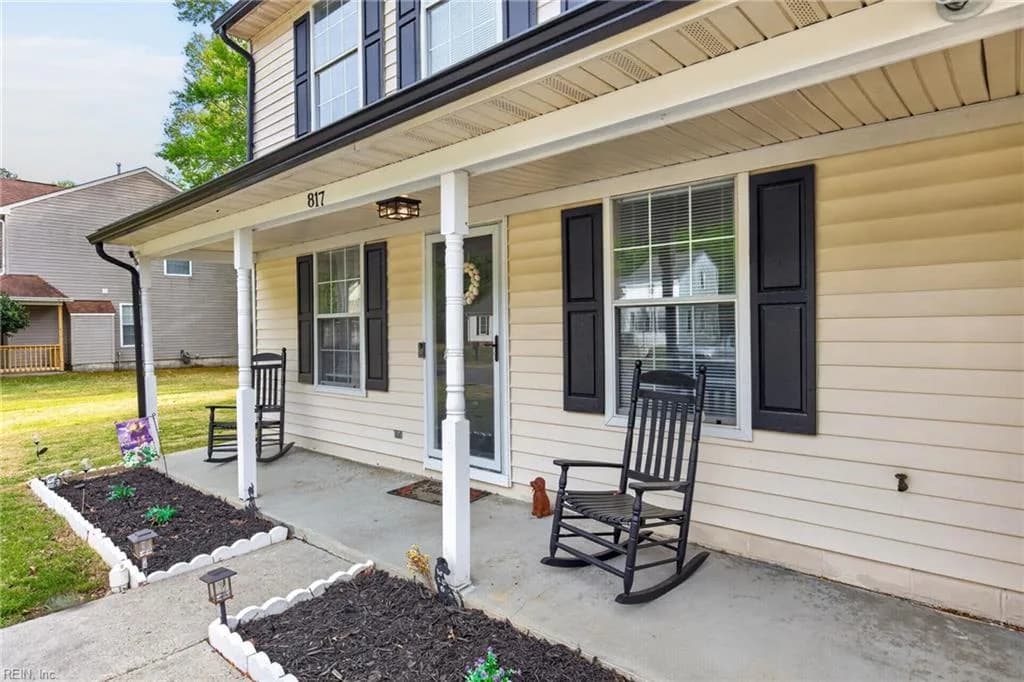 817 Haskins DR, SUFFOLK VA 23434 - Photo 5
