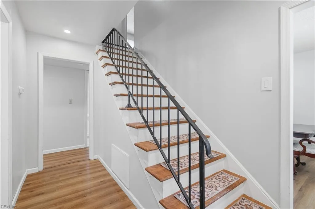 776 Old Lucas Creek RD, NEWPORTNEWS VA 23602 - Photo 5