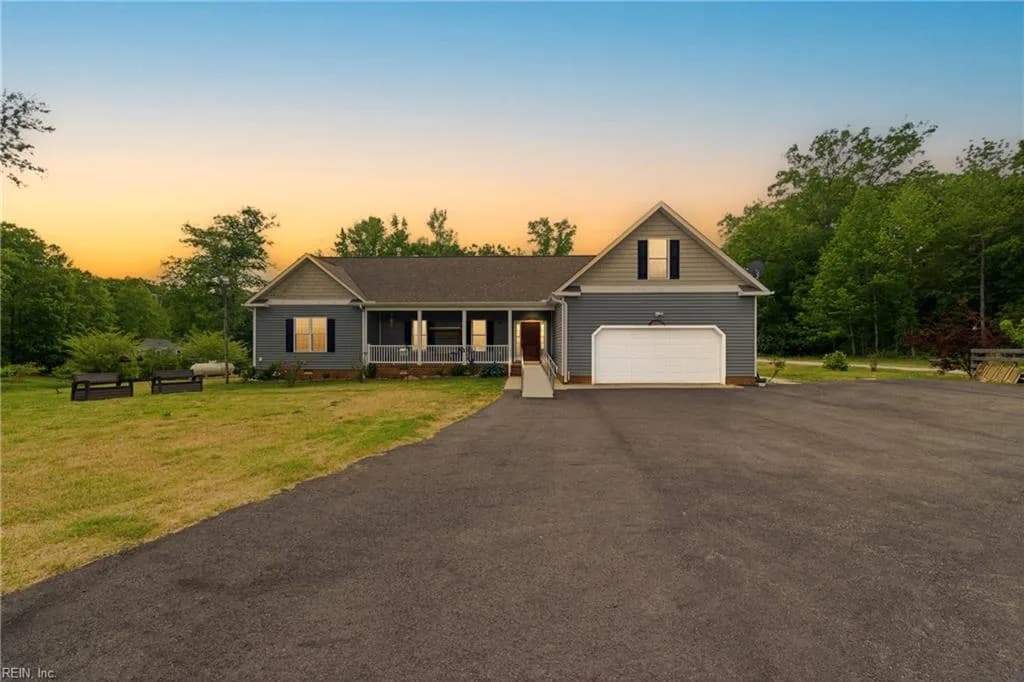 403 Oaktree RD, WILLIAMSBURG VA 23188 - Photo 2