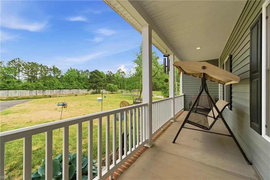 403 Oaktree RD, WILLIAMSBURG VA 23188 - Photo 4