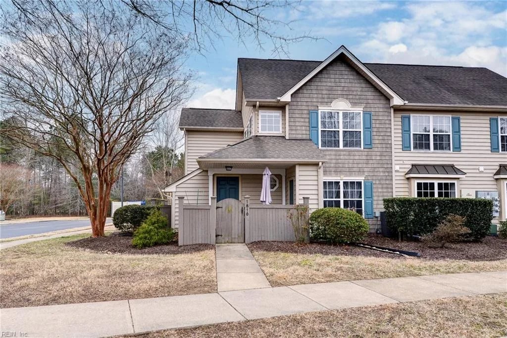1810 Duntrune GLN, Williamsburg — 2 bed Residential, 1,352 sqft