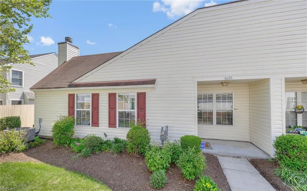 4606 Olde Stone WAY, CHESAPEAKE VA 23321 - Photo 3