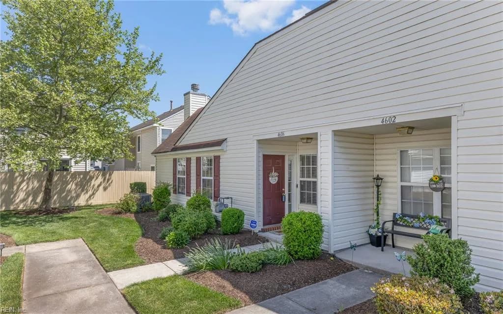 4606 Olde Stone WAY, CHESAPEAKE VA 23321 - Photo 5