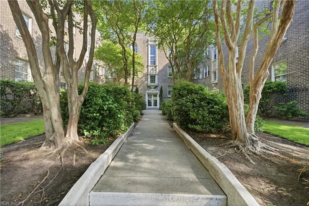 940 Gates AVE #A3, NORFOLK VA 23517 - Photo 4