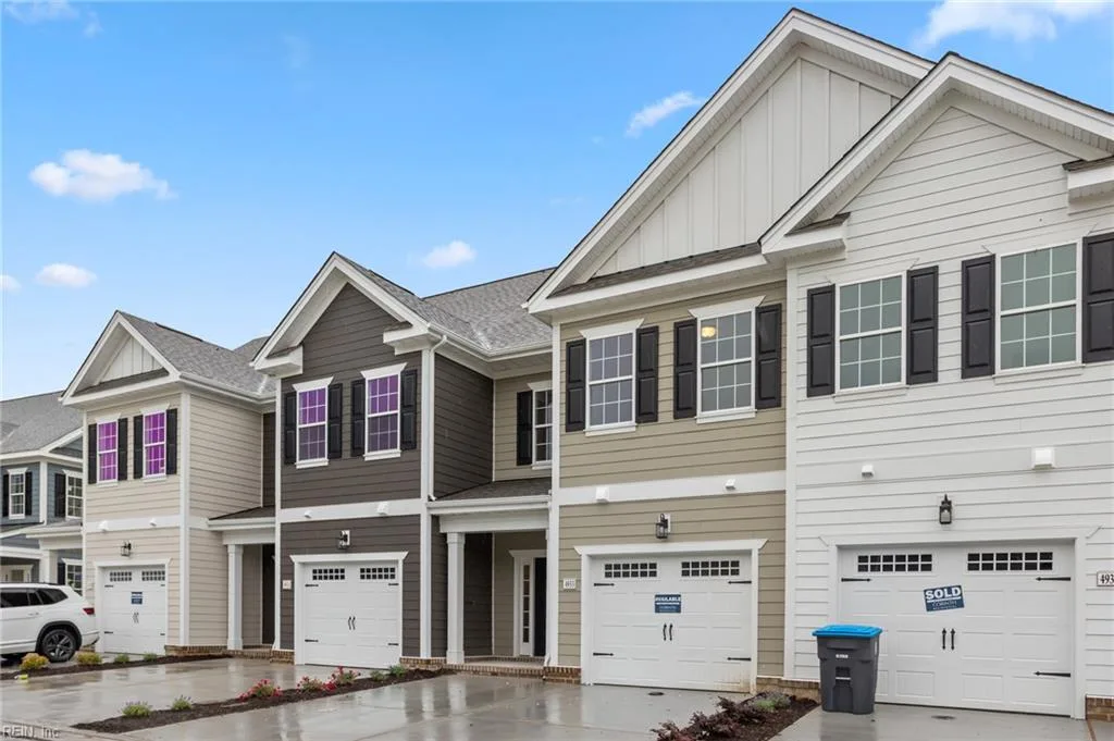 4920 Apricot WAY, CHESAPEAKE VA 23321 - Photo 3