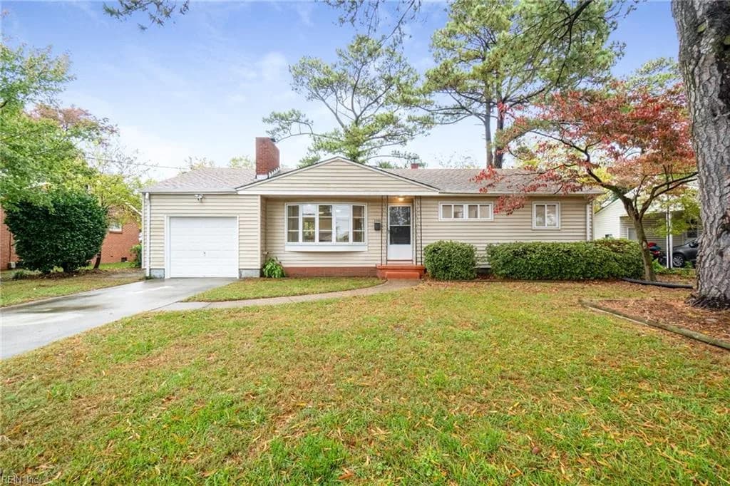 2204 Helsley AVE, NORFOLK VA 23518 - Photo 2