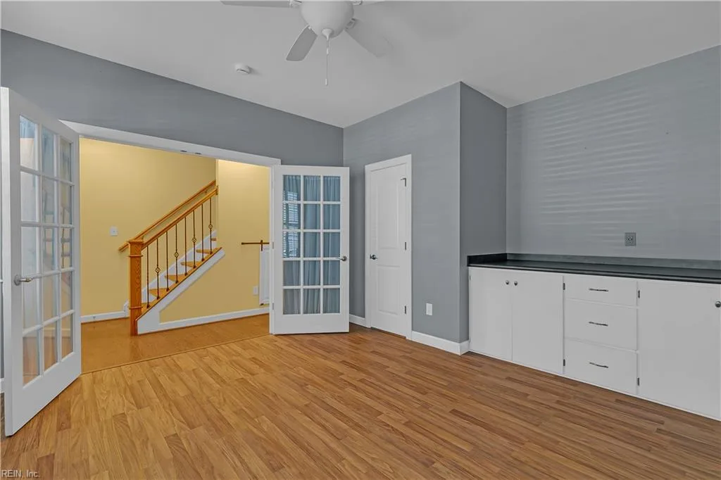 110 Peyton Randolph DR, YORKTOWN VA 23692 - Photo 5