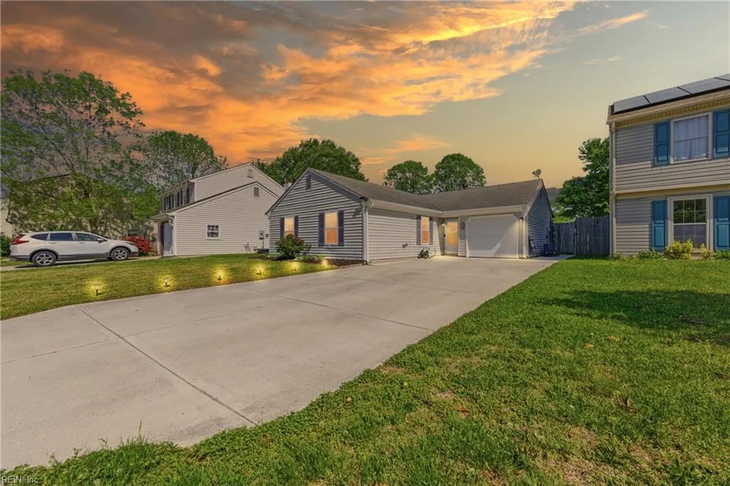 3932 Morning View DR, Virginia Beach — 3 bed Residential, 1,208 sqft