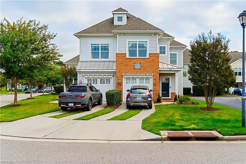 8360 N View BLVD, NORFOLK VA 23518 - Main photo