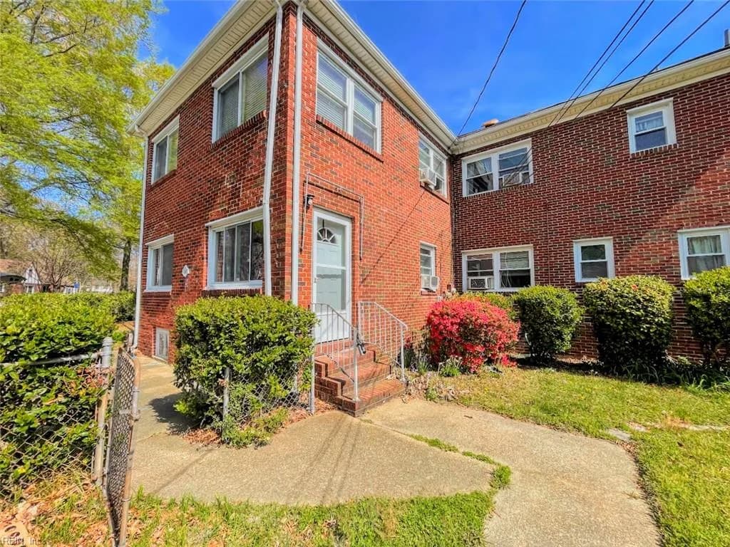 7467 Hampton BLVD #1, NORFOLK VA 23505 - Main photo