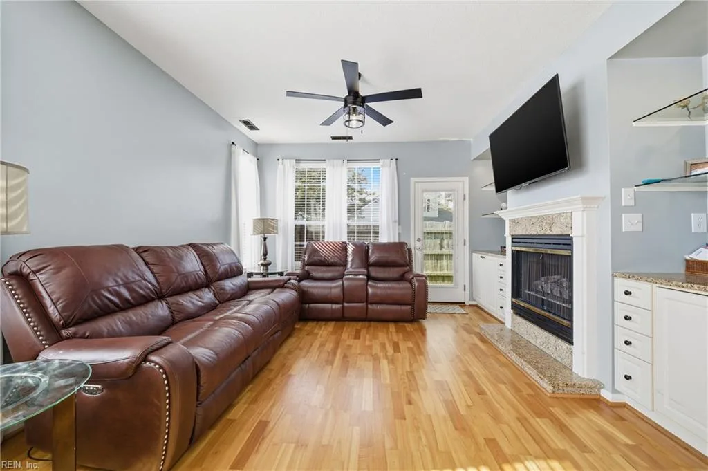 1841 Kensal Green DR, VIRGINIABEACH VA 23456 - Photo 4