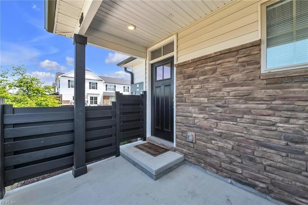 910 Kathy Ann WAY W, CARROLLTON VA 23314 - Photo 5