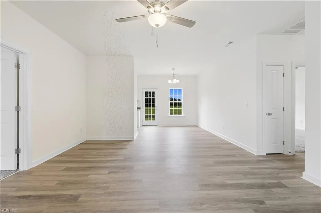 615 Meadstown RD, ELIZABETHCITY NC 27909 - Photo 3
