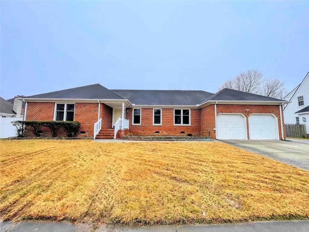 352 Peace Haven DR, NORFOLK VA 23502 - Main photo