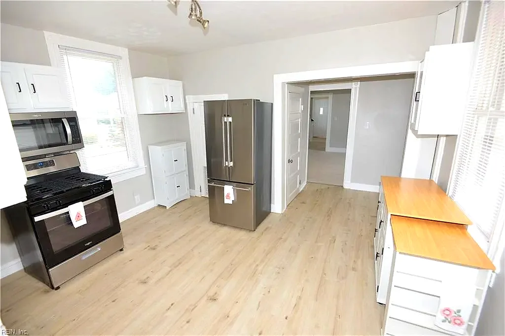 1700 McDaniel ST, PORTSMOUTH VA 23704 - Photo 3