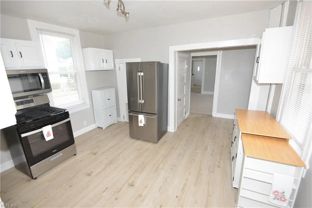 1700 McDaniel ST, PORTSMOUTH VA 23704 - Photo 3