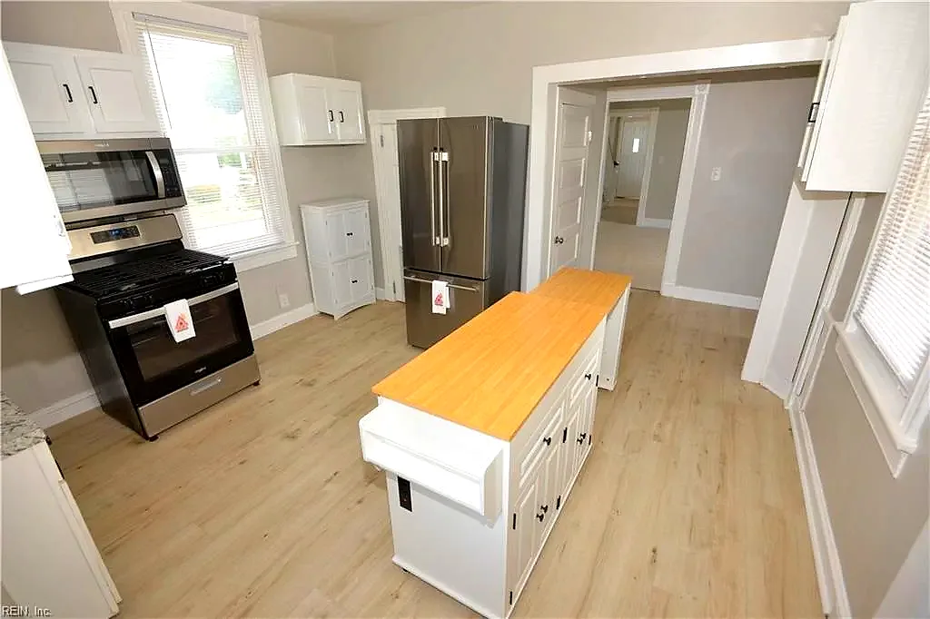 1700 McDaniel ST, PORTSMOUTH VA 23704 - Photo 4