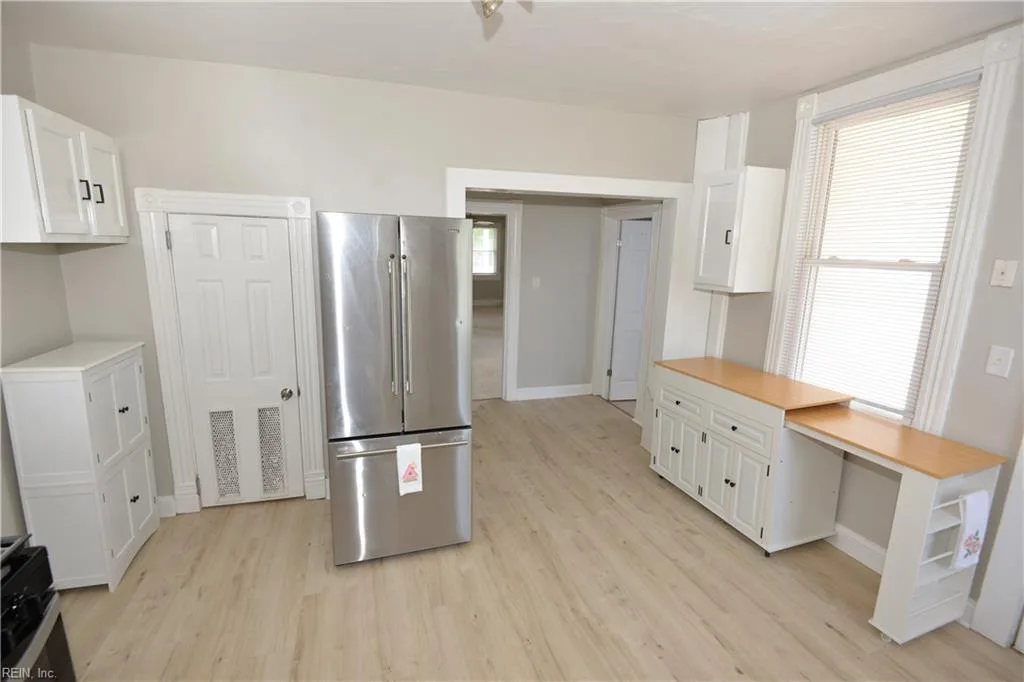 1700 McDaniel ST, PORTSMOUTH VA 23704 - Photo 5