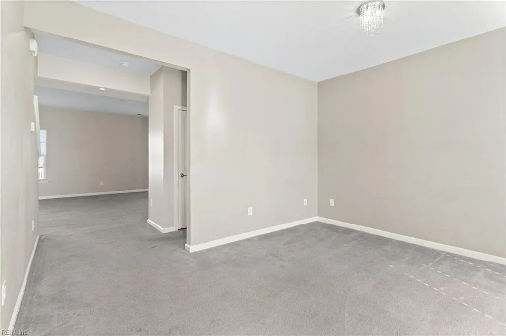 114 Spring Meadow LN, SMITHFIELD VA 23430 - Photo 5