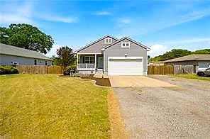 7447 Lafayette Heights DR, GLOUCESTER POINT VA 23062 - Main photo