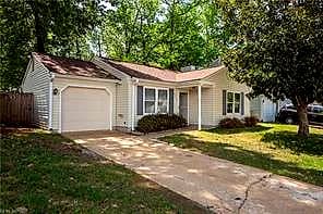 5025 Cliffony DR, VIRGINIA BEACH VA 23464 - Main photo