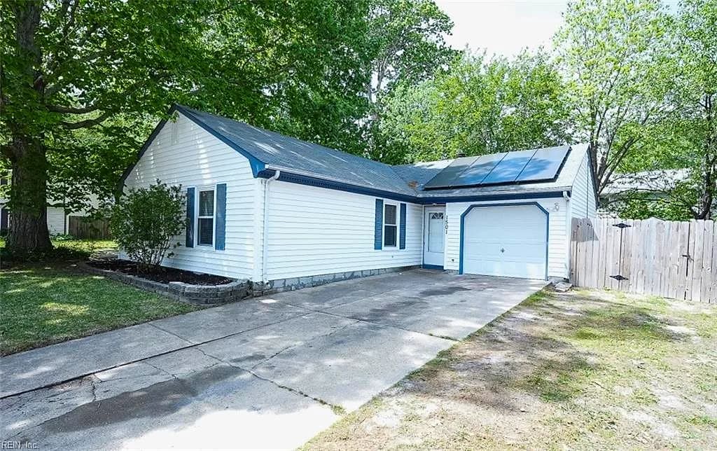 1501 Crawley CIR, VIRGINIA BEACH VA 23464 - Main photo