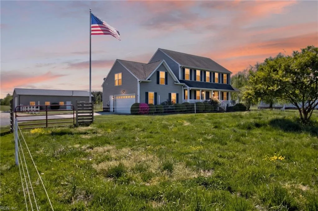 4901 Ballahack RD, Chesapeake — 4 bed Residential, 2,812 sqft