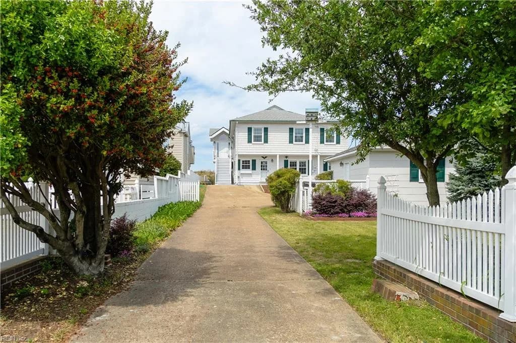 2004 E Ocean View AVE, NORFOLK VA 23503 - Photo 3