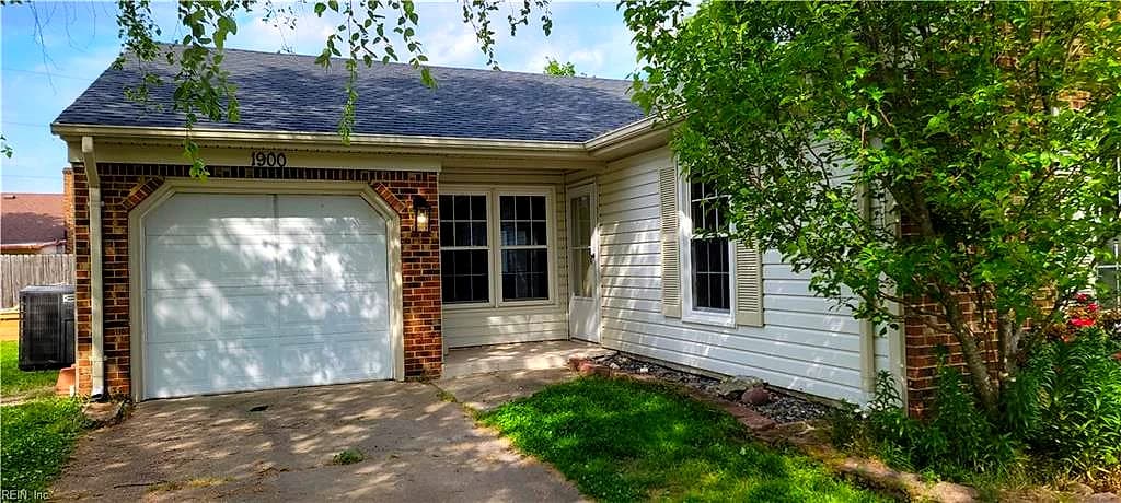 1900 Grey Dove CT, VIRGINIA BEACH VA 23456 - Main photo