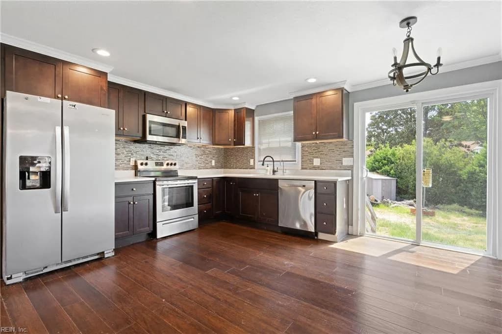 301 Viking ST, PORTSMOUTH VA 23701 - Photo 2