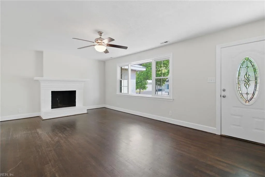 1312 Hodges Ferry RD, PORTSMOUTH VA 23707 - Photo 5