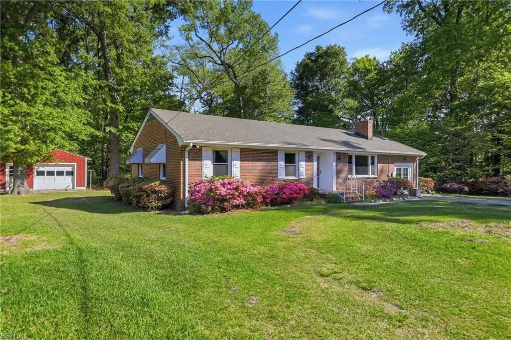 2406 Drum Creek RD, CHESAPEAKE VA 23321 - Photo 4