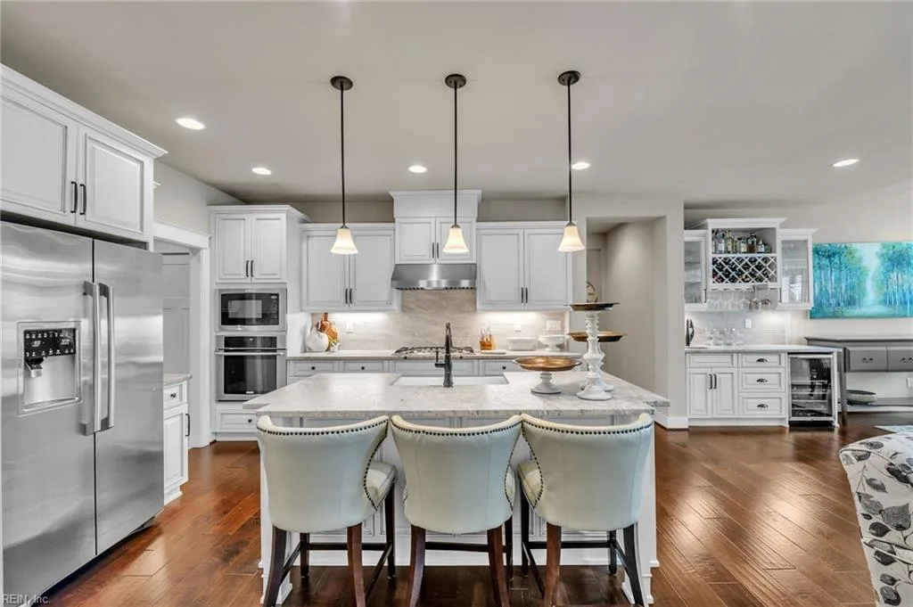 1209 Founders Pointe TRL, CARROLLTON VA 23314 - Photo 3