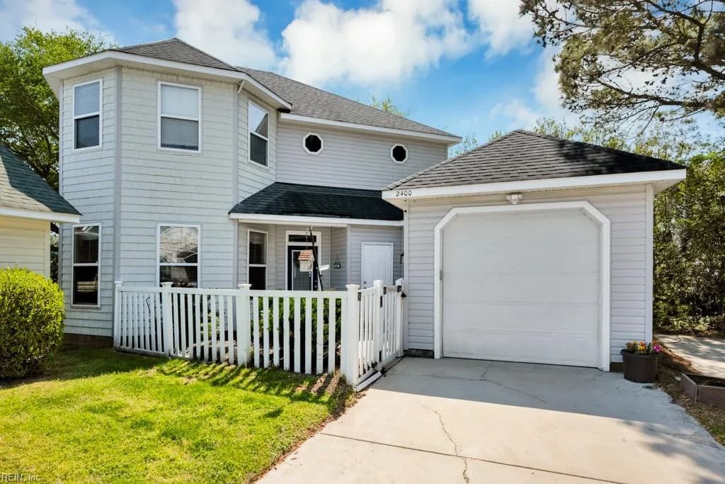 2400 Courtyard LN, VIRGINIABEACH VA 23455 - Main photo