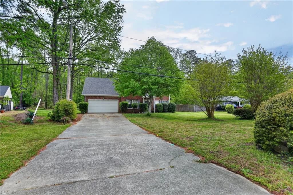 1905 Old Jolliff RD, CHESAPEAKE VA 23321 - Photo 4