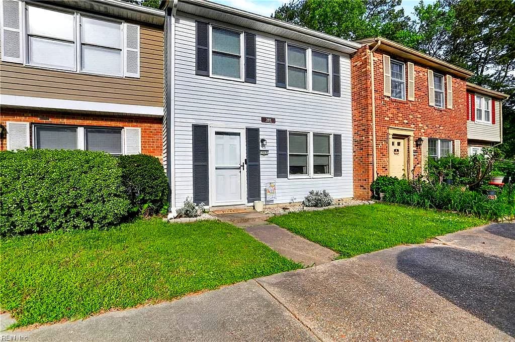 385 Deputy LN #B, NEWPORT NEWS VA 23608 - Main photo