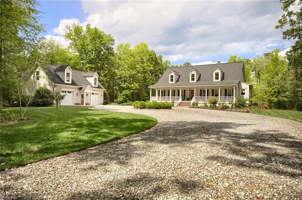 145 Paddys CT, PORTHAYWOOD VA 23138 - Photo 2