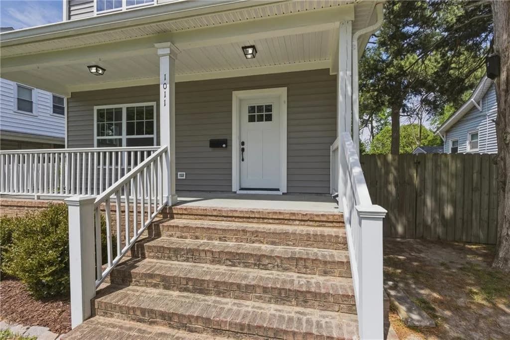 1011 Holly AVE, CHESAPEAKE VA 23324 - Photo 3