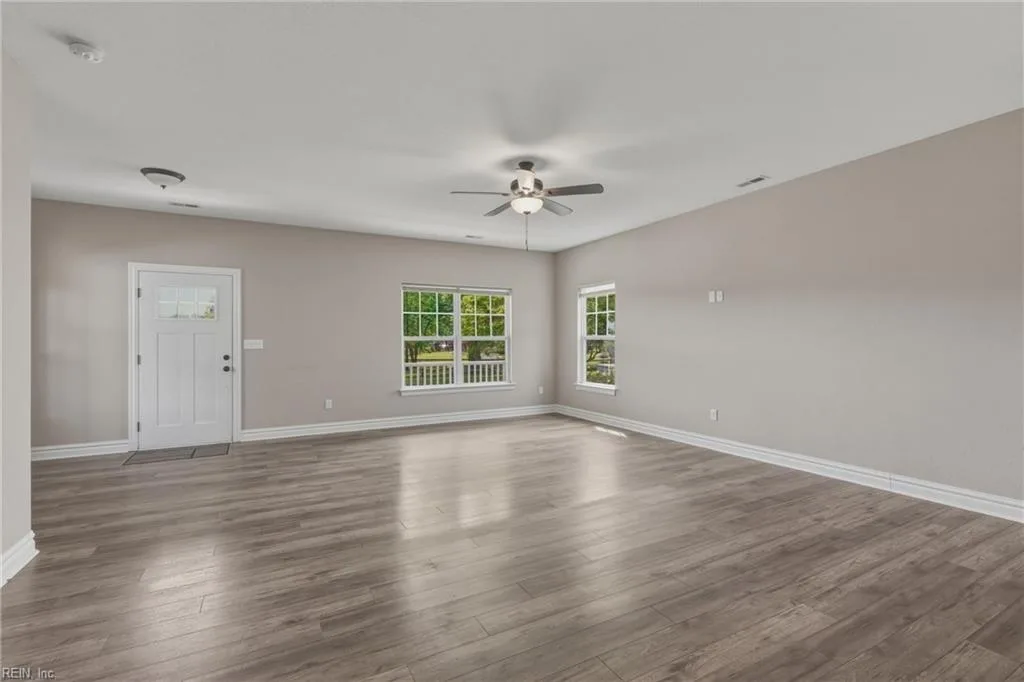 1011 Holly AVE, CHESAPEAKE VA 23324 - Photo 5